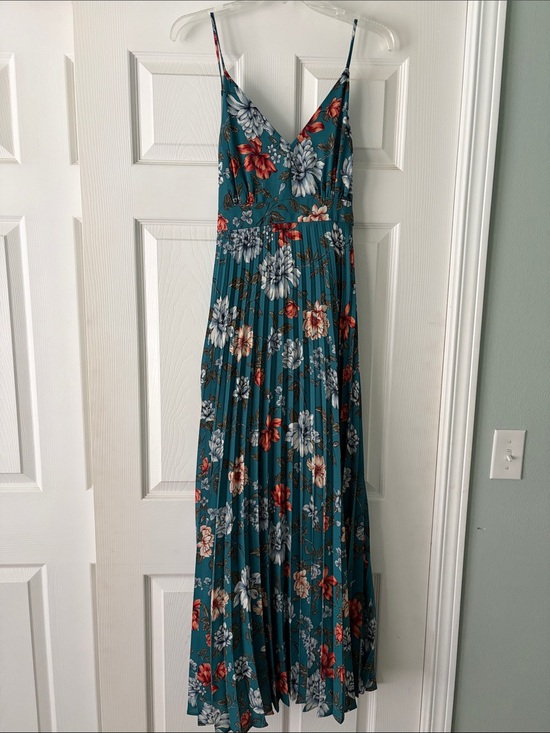 Jessica Simpson Dresses & Skirts - Jessica Simpson Teal Floral Pleated Maxi Dress